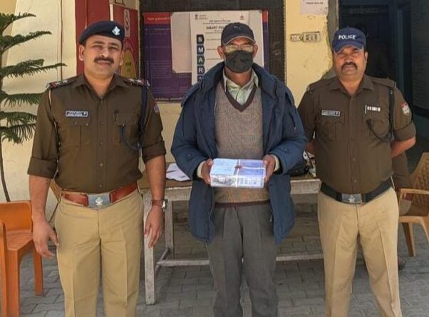 बीमारी के इलाज में मदद का झांसा देकर खुलवाए बैंक खाते, साइबर ठगी में इस्तेमाल करने वाला आरोपी गिरफ्तार